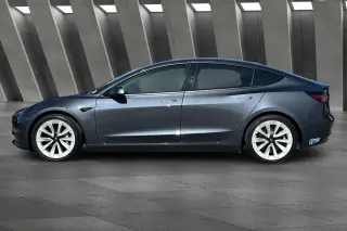 Tesla Model 3 2021 Standard Range Plus 4dr Sedan