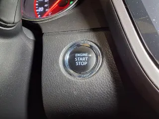 Toyota Camry 2019 XLE V6 4dr Sedan