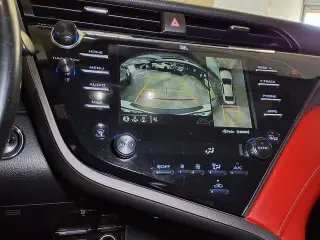 Toyota Camry 2019 XLE V6 4dr Sedan