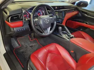 Toyota Camry 2019 XLE V6 4dr Sedan