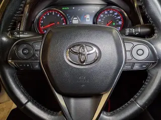 Toyota Camry 2019 XLE V6 4dr Sedan