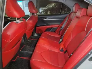 Toyota Camry 2019 XLE V6 4dr Sedan