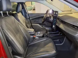Ford Mustang Mach-E 2023 Premium 4dr SUV