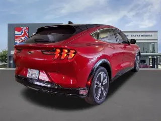 Ford Mustang Mach-E 2023 Premium 4dr SUV