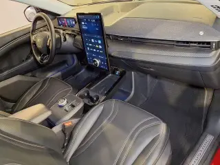 Ford Mustang Mach-E 2023 Premium 4dr SUV