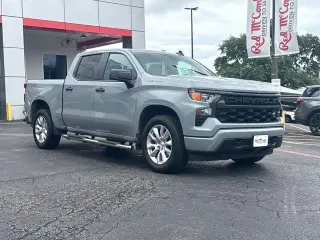 Chevrolet Silverado 1500 2025 4x2 Custom 4dr Crew Cab 5.8 ft. SB