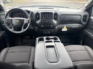 Chevrolet Silverado 1500 2025 4x2 Custom 4dr Crew Cab 5.8 ft. SB
