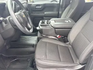 Chevrolet Silverado 1500 2025 4x2 Custom 4dr Crew Cab 5.8 ft. SB