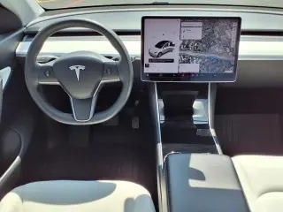 Tesla Model Y 2020 AWD Long Range 4dr Crossover