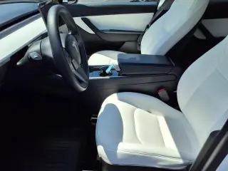Tesla Model Y 2020 AWD Long Range 4dr Crossover