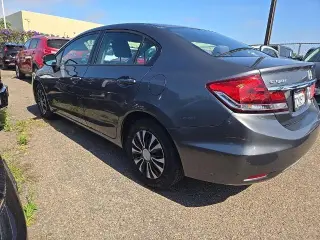 Honda Civic 2013 LX 4dr Sedan 5A