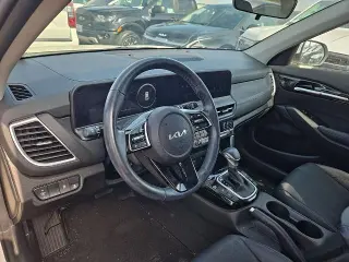 Kia Seltos 2024 EX 4dr SUV