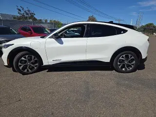 Ford Mustang Mach-E 2021 AWD Premium 4dr SUV