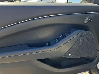 Ford Mustang Mach-E 2021 AWD Premium 4dr SUV