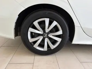 Honda Civic 2024 LX 4dr Sedan