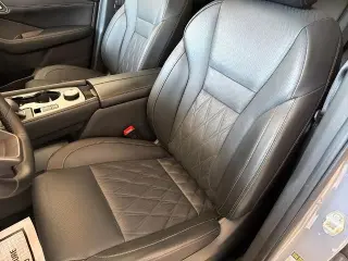 Nissan Rogue 2025 AWD Platinum 4dr Crossover