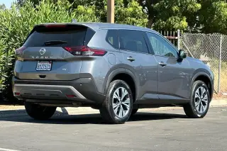 Nissan Rogue 2021 SV 4dr Crossover
