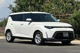 Kia Soul 2023 S 4dr Crossover