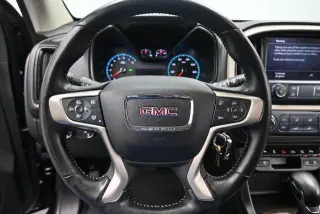 GMC Canyon 2022 4x4 Denali 4dr Crew Cab 5 ft. SB