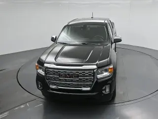 GMC Canyon 2022 4x4 Denali 4dr Crew Cab 5 ft. SB