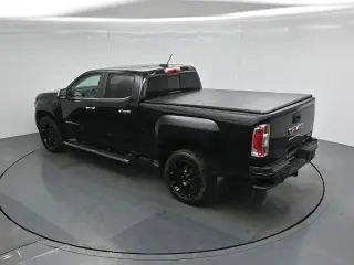 GMC Canyon 2022 4x4 Denali 4dr Crew Cab 5 ft. SB