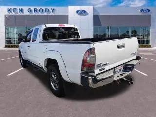 Toyota Tacoma 2010 4x2 PreRunner 4dr Access Cab 6.1 ft SB 5M