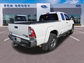 Toyota Tacoma 2010 4x2 PreRunner 4dr Access Cab 6.1 ft SB 5M
