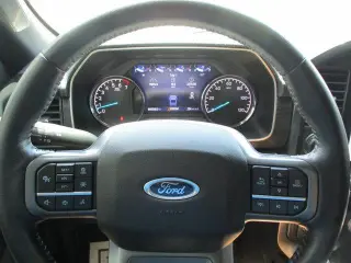 Ford F-150 2021 4x2 XL 4dr SuperCrew 5.5 ft. SB