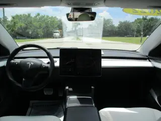 Tesla Model 3 2022 AWD Performance 4dr Sedan