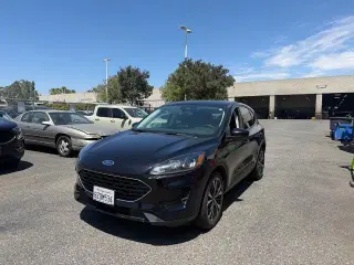 Ford Escape Hybrid 2021 SE 4dr SUV