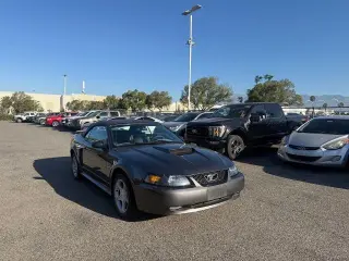 Ford Mustang 2003 GT Deluxe 2dr Convertible