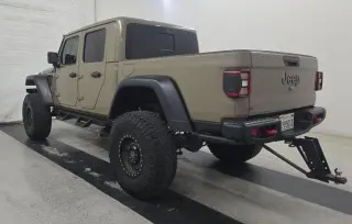 Jeep Gladiator 2020 4x4 Launch Edition 4dr Crew Cab 5.0 ft. SB
