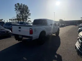 Ford F-250 Super Duty 2015 4x4 King Ranch 4dr Crew Cab 6.8 ft. SB Pickup