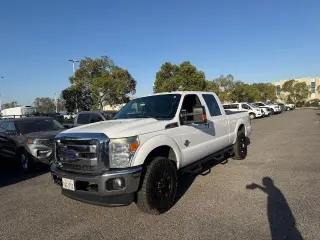 Ford F-250 Super Duty 2015 4x4 King Ranch 4dr Crew Cab 6.8 ft. SB Pickup