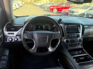 GMC Yukon XL 2018 4x4 Denali 4dr SUV
