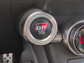 Toyota GR86 2022 Premium 2dr Coupe 6M