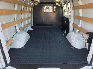 Chevrolet Express 2024 2500 3dr Cargo Van