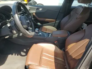 Audi A4 2017 AWD 2.0T quattro Premium Plus 4dr Sedan 7A