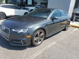 Audi A4 2017 AWD 2.0T quattro Premium Plus 4dr Sedan 7A