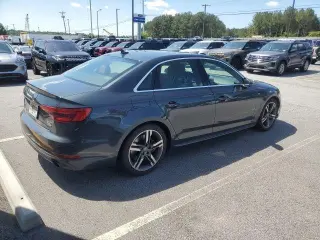 Audi A4 2017 AWD 2.0T quattro Premium Plus 4dr Sedan 7A