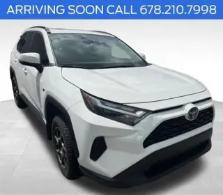 Toyota RAV4 2024 XLE 4dr SUV