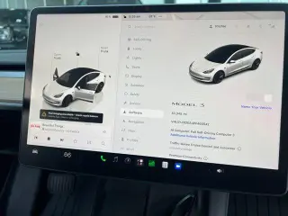 Tesla Model 3 2023 4dr Sedan