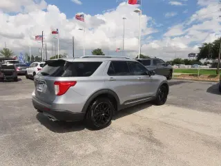 Ford Explorer 2020 AWD Platinum 4dr SUV