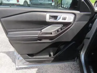 Ford Explorer 2020 AWD Platinum 4dr SUV