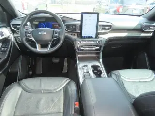 Ford Explorer 2020 AWD Platinum 4dr SUV