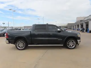 Ram 1500 2020 4x4 Laramie 4dr Crew Cab 5.6 ft. SB Pickup