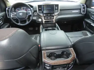 Ram 1500 2020 4x4 Laramie 4dr Crew Cab 5.6 ft. SB Pickup