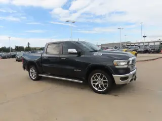 Ram 1500 2020 4x4 Laramie 4dr Crew Cab 5.6 ft. SB Pickup