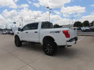 Nissan Titan 2017 4x4 S 4dr Crew Cab