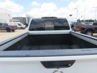 Nissan Titan 2017 4x4 S 4dr Crew Cab